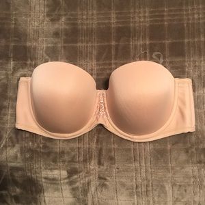 Vanity Fair 40C Strapless/Convertible Bra NWOT